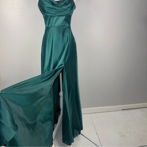 emerald green flowy dress CATALINA A-Line Maxi Dress - Emerald (XS main image 0